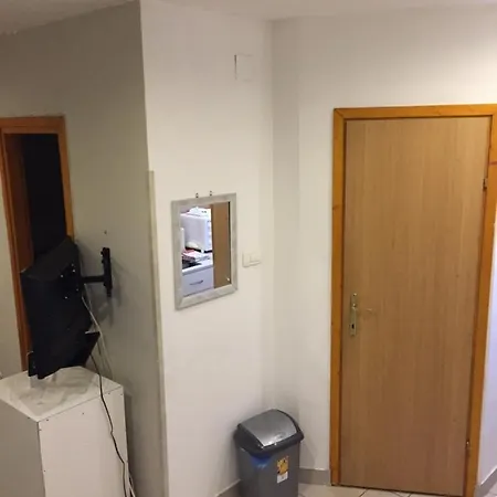 Apartman Yuran Apartment *